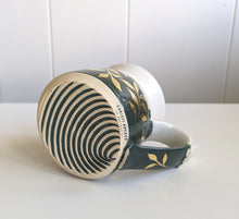 Load image into Gallery viewer, Gold Leaf Mug