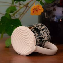 Load image into Gallery viewer, Art Nouveau Tulip Diner Mug