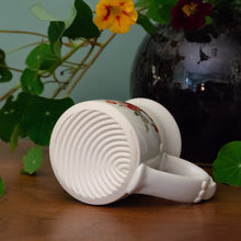 Load image into Gallery viewer, Flower Bouquet Mug