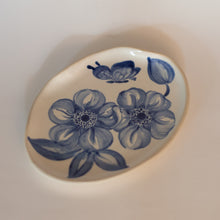 Load image into Gallery viewer, Small Poppy Flowers Platter