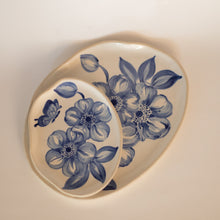 Load image into Gallery viewer, Small Poppy Flowers Platter