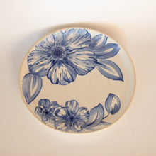Load image into Gallery viewer, Poppy Flower Plate