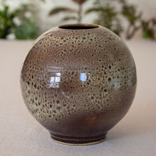 Load image into Gallery viewer, Moon Jar #3