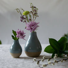 Load image into Gallery viewer, Small Vase