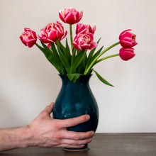 Load image into Gallery viewer, Medium Emerald Vase
