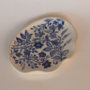 Small Scrolling Floral Platter