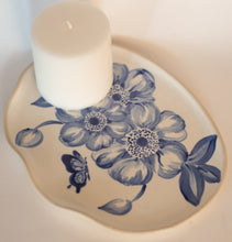 Load image into Gallery viewer, Medium Poppy Flower Table Platter
