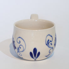Load image into Gallery viewer, Residency Pottery #11: Tulip Mug