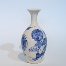 Load image into Gallery viewer, Residency Pottery #32: Don't Forget Me Vase