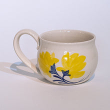 Load image into Gallery viewer, Residency Pottery #8: Daffodil Mug