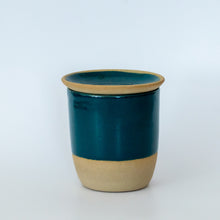 Load image into Gallery viewer, Emerald Candle Jar
